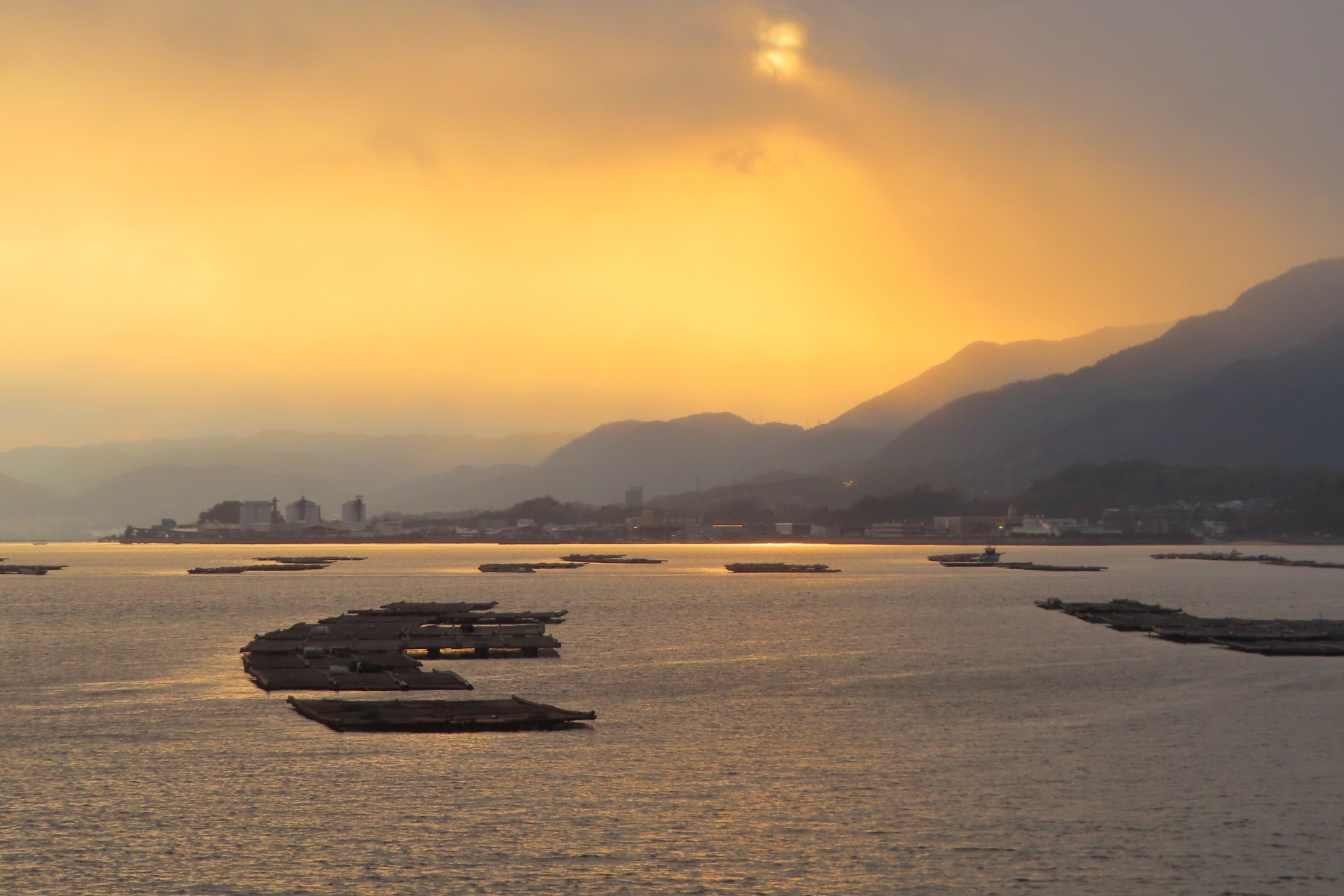 瀬戸内海